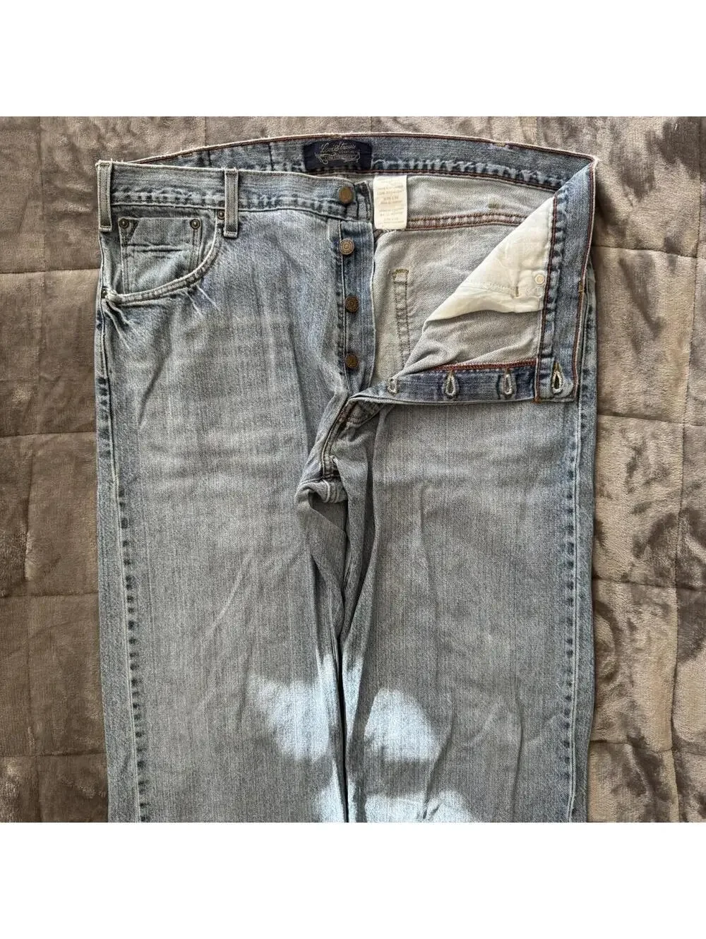 Vintage baggy button fly levi’s light wash